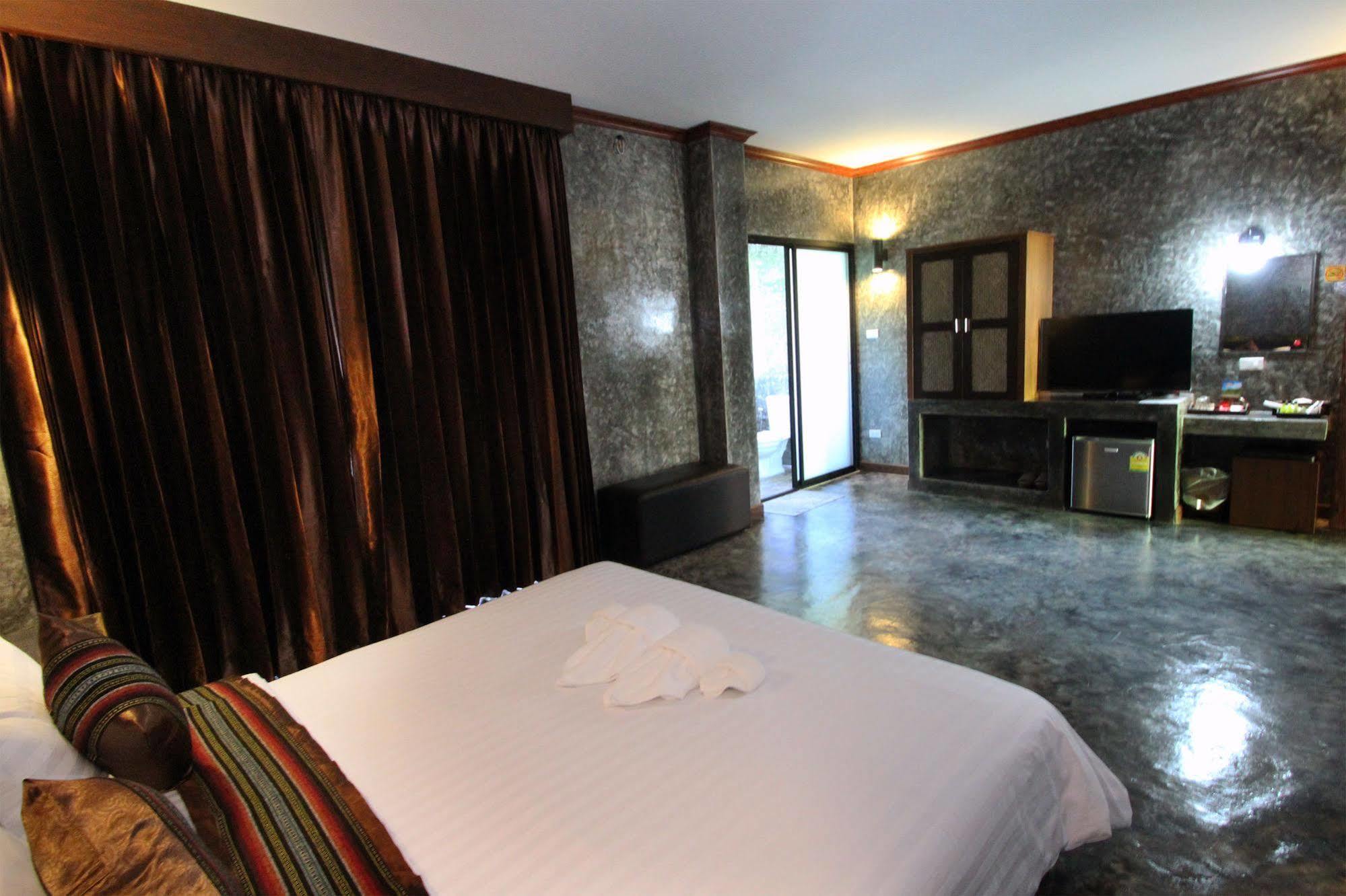 Hongfu Boutique Resort Doi Maesalong Сантихири Экстерьер фото