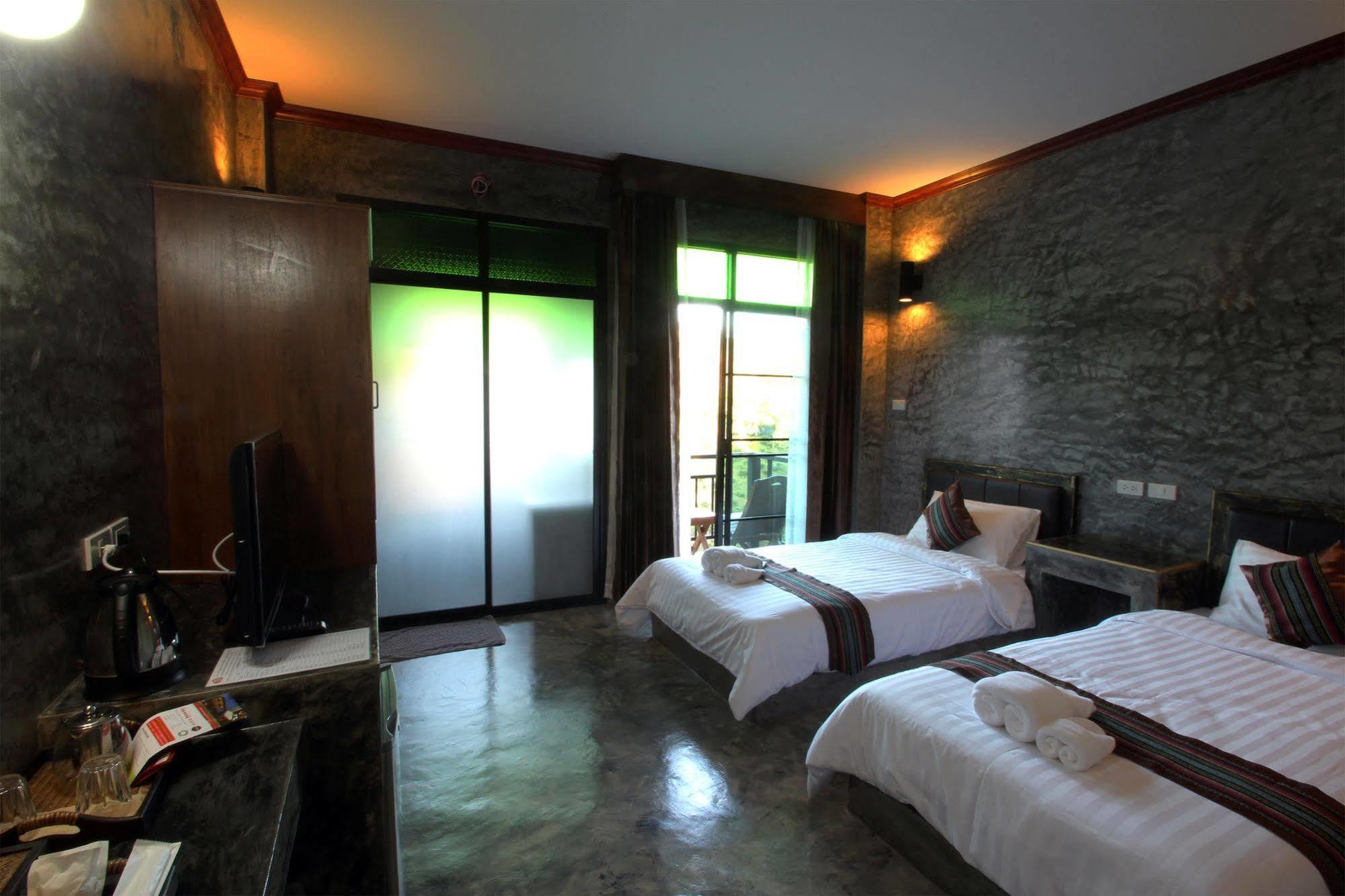 Hongfu Boutique Resort Doi Maesalong Сантихири Экстерьер фото